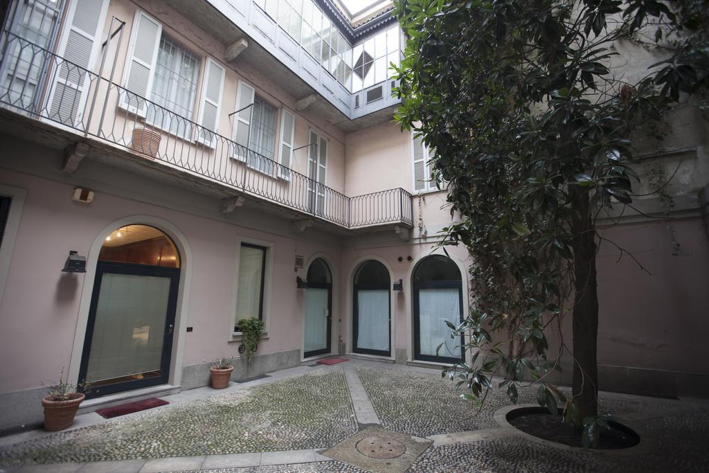 Casa Milano- Apartments And Rooms Екстериор снимка