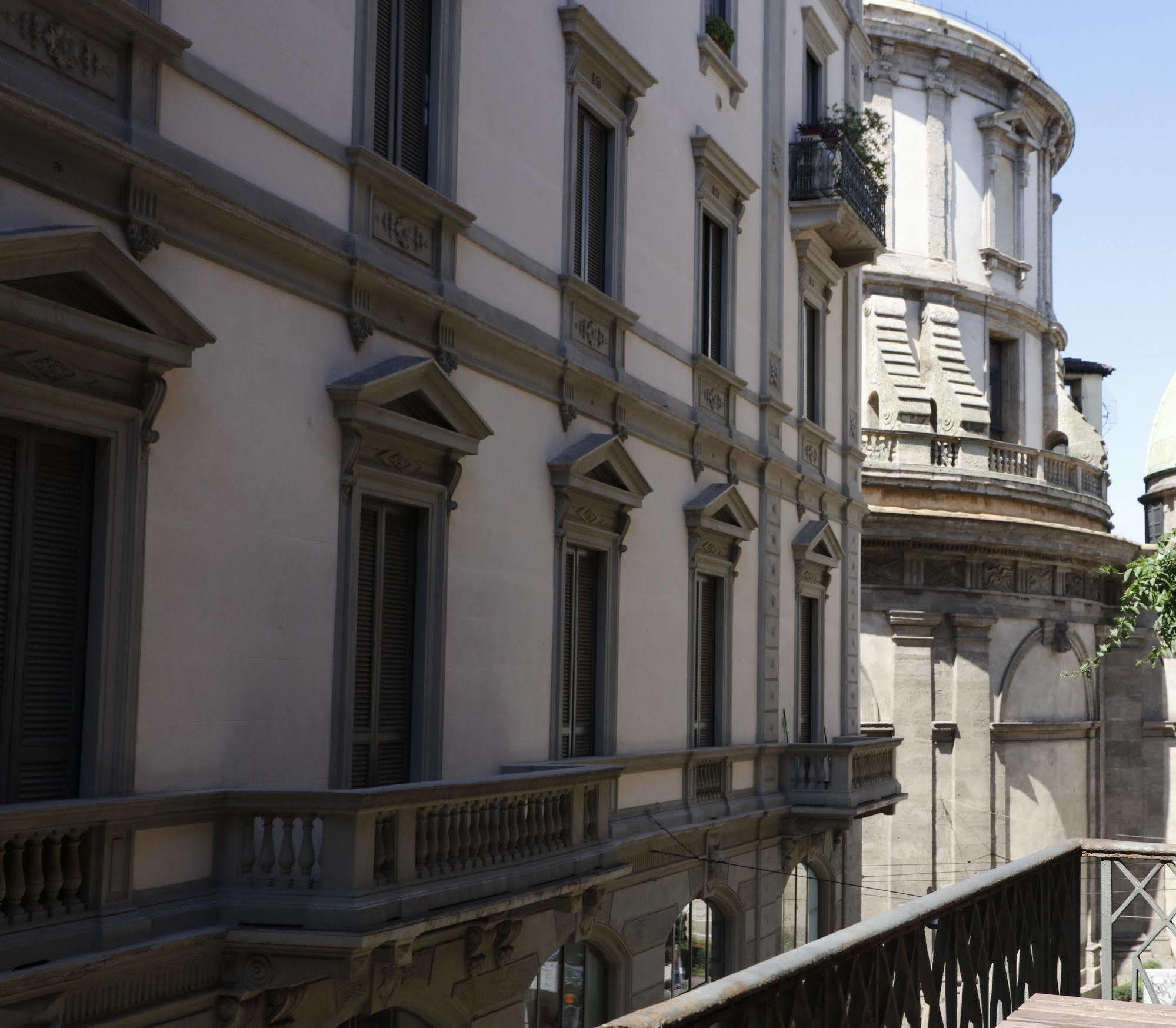 Casa Milano- Apartments And Rooms Екстериор снимка